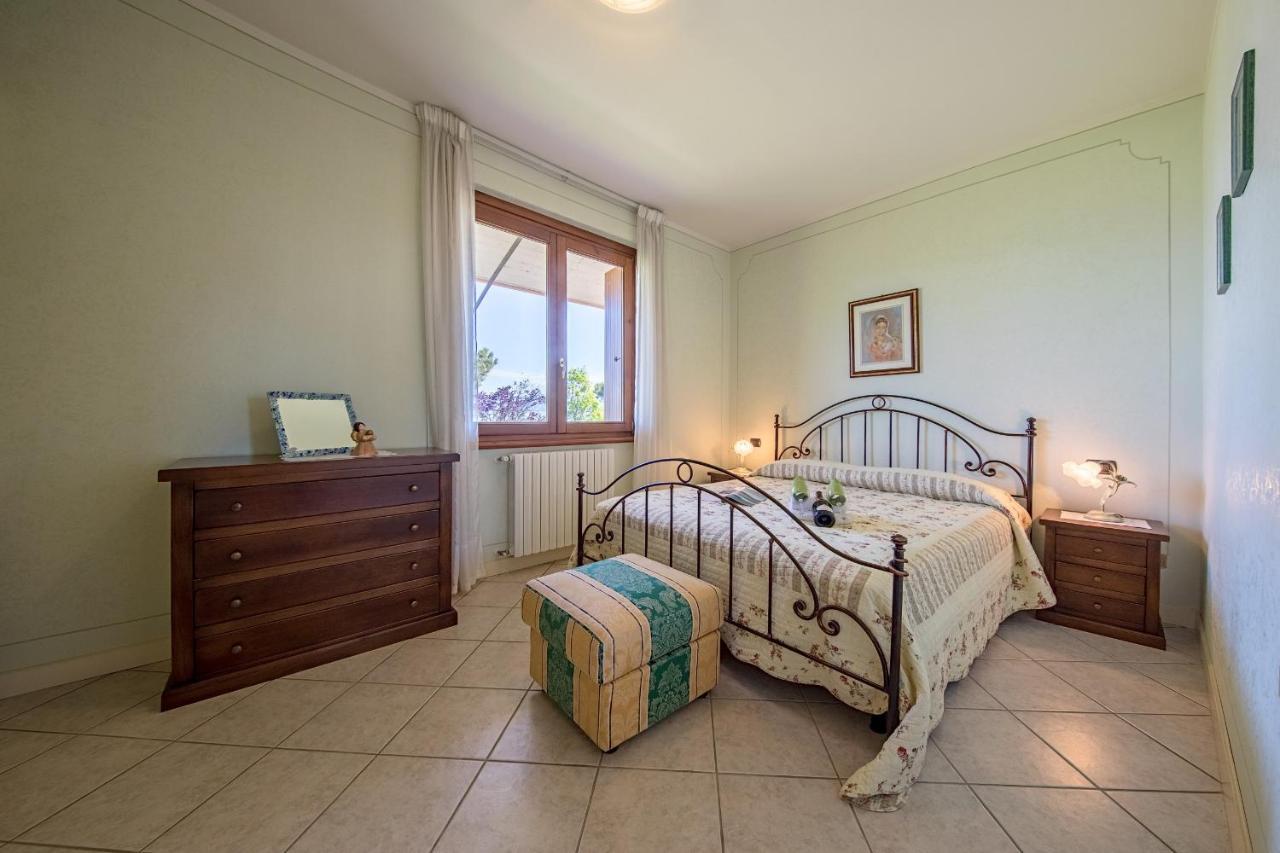 סירמיונה I Mosaici Apartments By Wonderful Italy מראה חיצוני תמונה