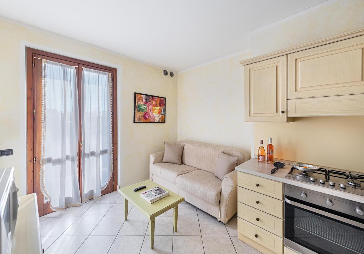 סירמיונה I Mosaici Apartments By Wonderful Italy מראה חיצוני תמונה